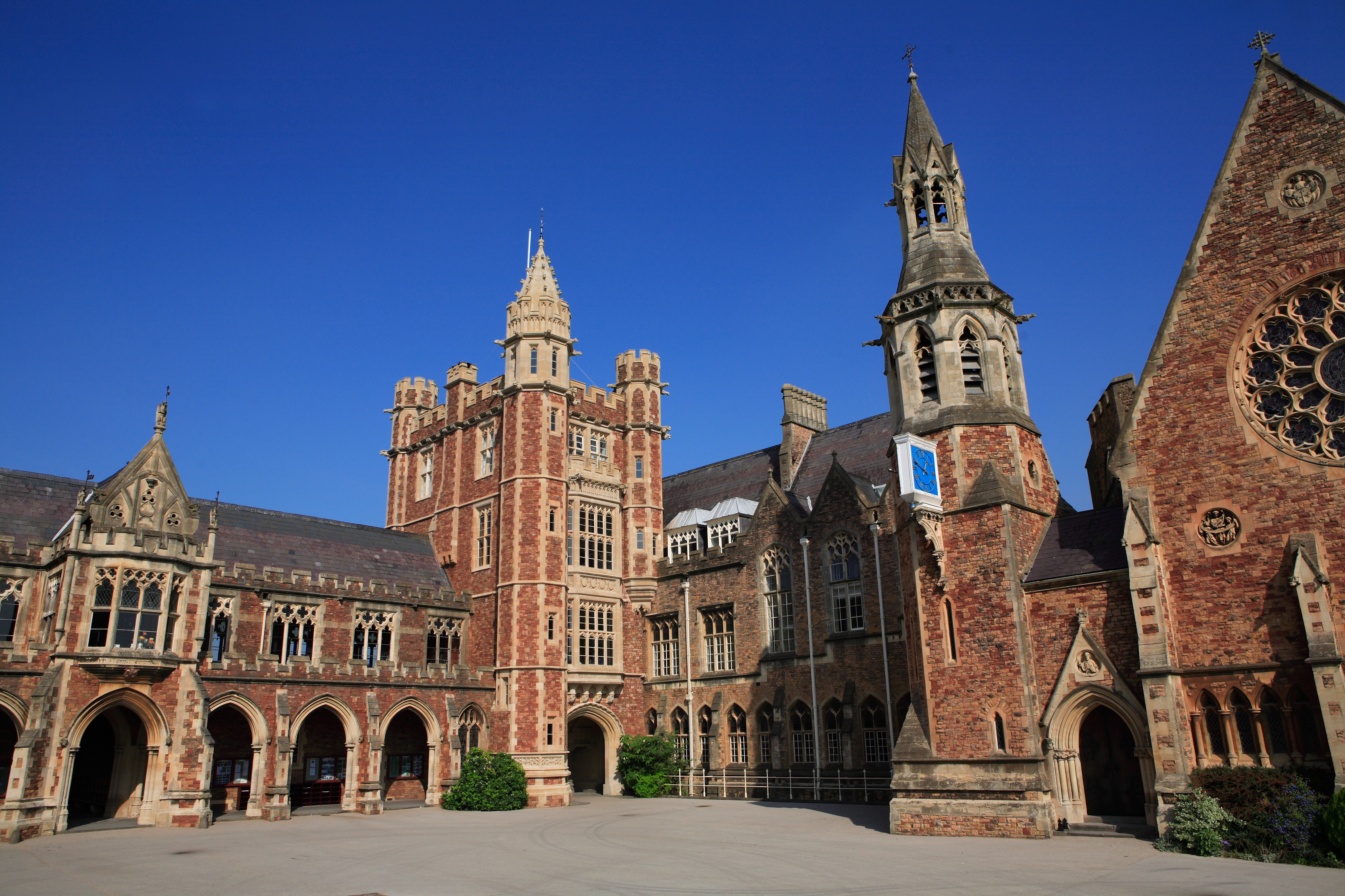 Clifton College