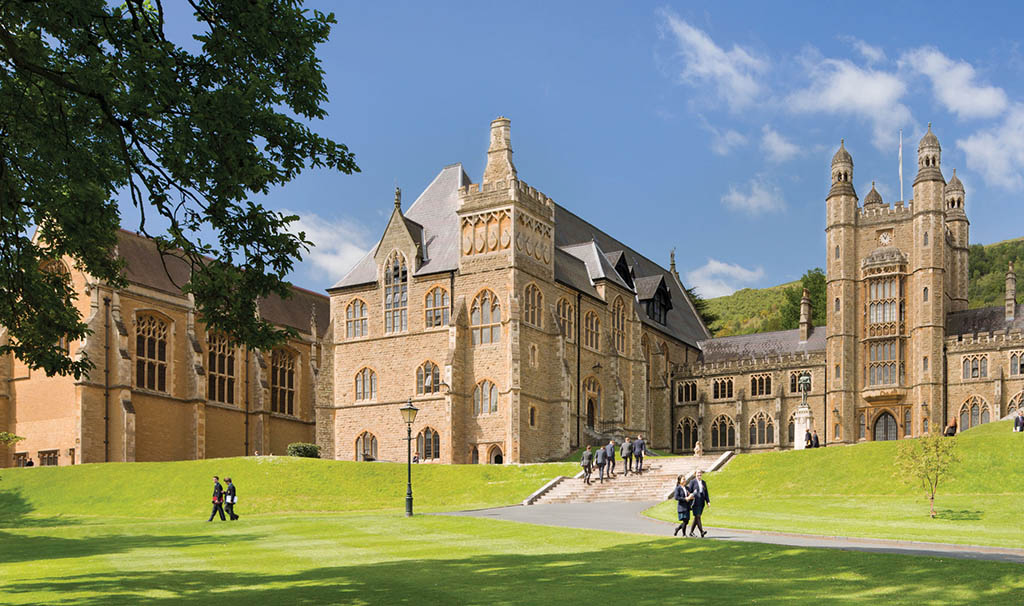 Malvern College is one of the best Boarding Schools in England for German students